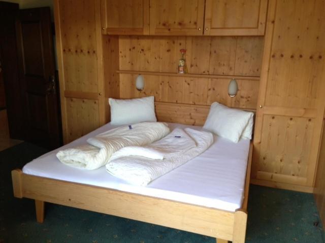 Pension Sonneck Neukirchen am Großvenediger Chambre photo
